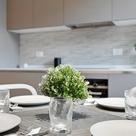 San Siro Ippodromo - Rho Fiera Elegant Two-story Loft Holiday home