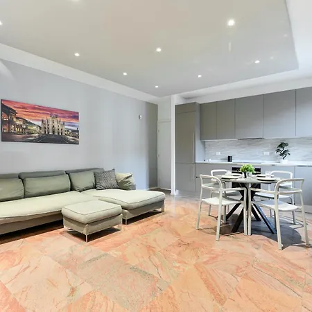 San Siro Ippodromo - Rho Fiera Elegant Two-story Loft بيت للعطل